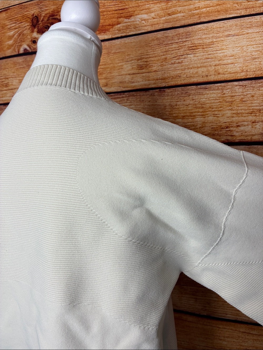 Lululemon All Around Crewneck Sweater
White Opal Like New Size 8 - Picture 11 of 12